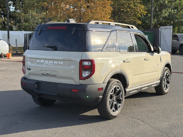 Used 2025 Ford Bronco Sport Outer Banks w/ Outer Banks Tech Package+ AWD/4WD image 12
