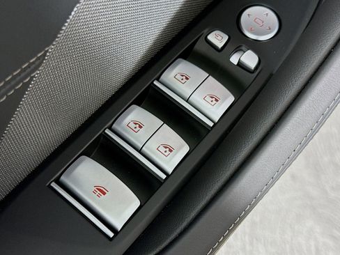 New 2026 BMW 840i Convertible w/ Comfort Seating Package image 18