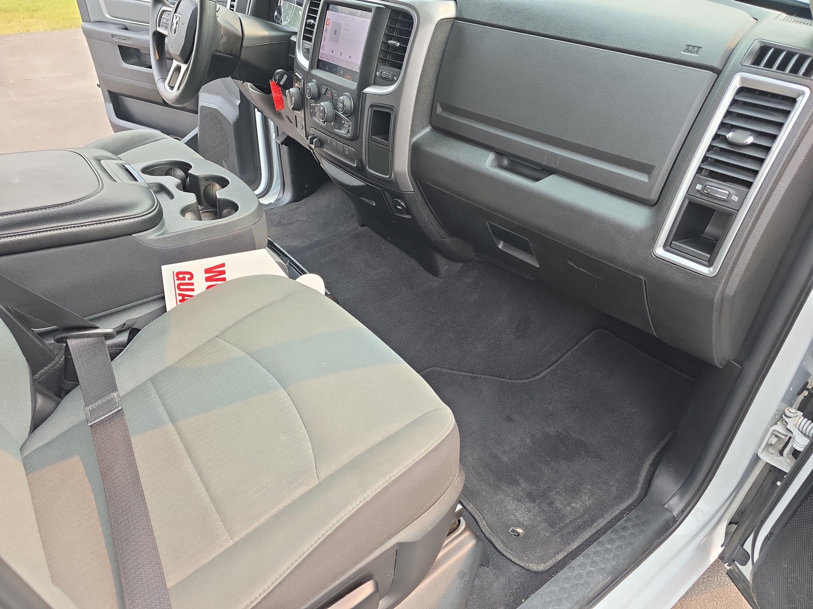 Used 2022 RAM 1500 Classic SLT w/ Electronics Group AWD/4WD image 13