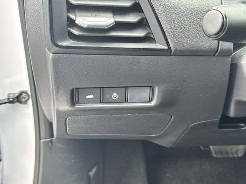 New 2026 Nissan Sentra SV FWD image 25