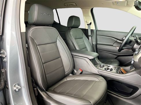 Used 2023 GMC Acadia Denali w/ Denali Technology Package image 30