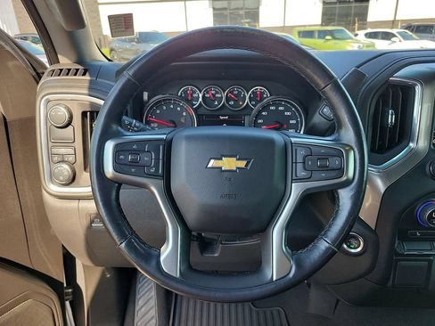 Used 2022 Chevrolet Silverado 1500 LT RWD image 19