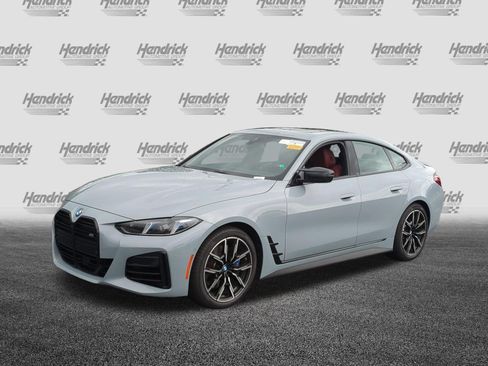Used 2025 BMW M440i RWD image 5
