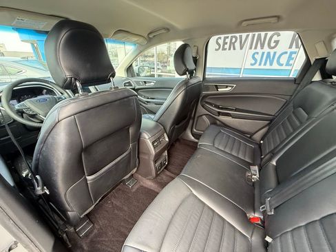 Used 2017 Ford Edge SEL w/ Equipment Group 201A image 29