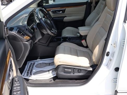 Used 2017 Honda CR-V Touring image 16