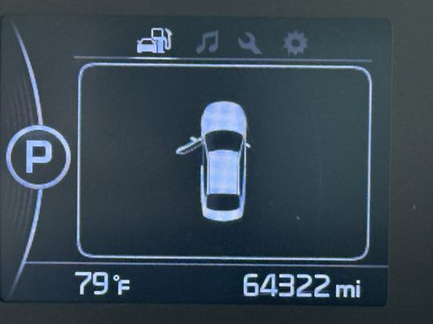 Used 2018 Kia Optima LX image 20