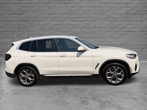 Used 2024 BMW X3 xDrive30i AWD/4WD image 12
