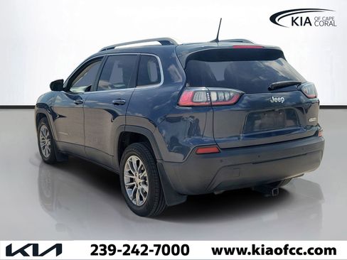 Used 2019 Jeep Cherokee Latitude Plus FWD image 4