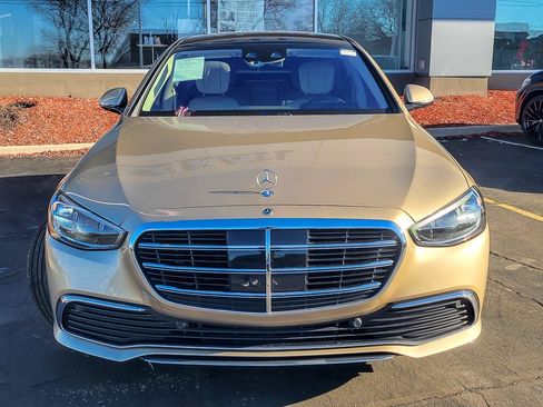 Used 2022 Mercedes-Benz S 500 4MATIC image 4