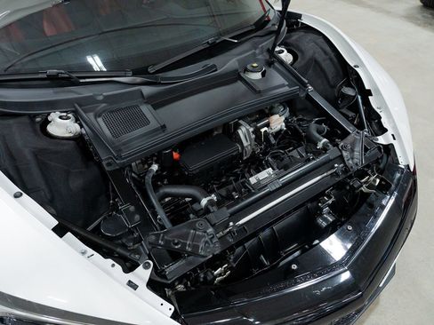 Used 2017 Acura NSX image 43