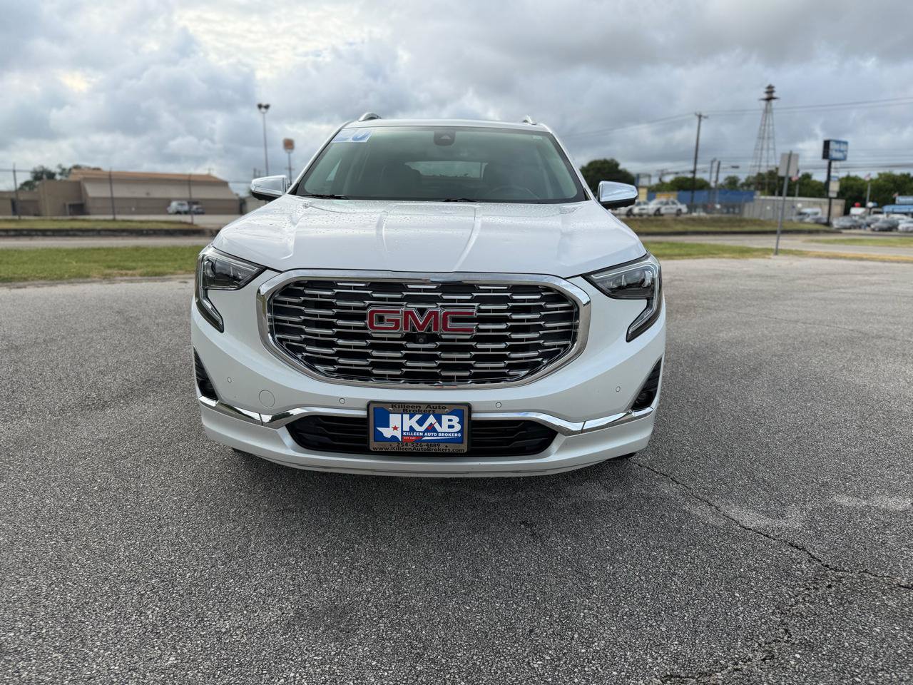 Used 2020 GMC Terrain Denali w/ Denali Premium Package FWD image 8