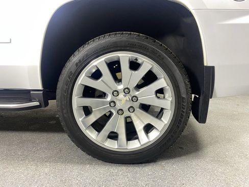 Used 2020 Chevrolet Tahoe Premier image 32