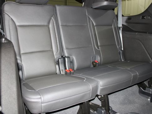 Used 2023 GMC Yukon Denali w/ Max Trailering Package image 30