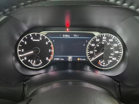 Used 2023 Nissan Sentra SV w/ SV Premium Package FWD image 11
