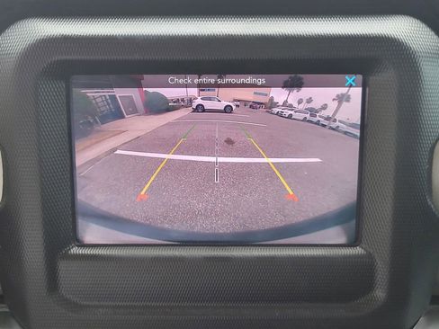 Used 2021 Jeep Wrangler Unlimited Sport AWD/4WD image 40