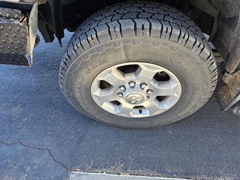 Used 2016 RAM 2500 Outdoorsman image 9