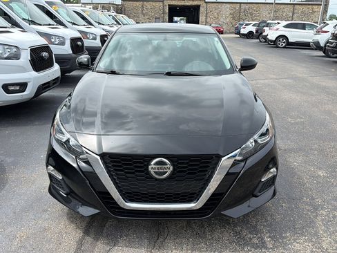 Used 2020 Nissan Altima 2.5 S FWD image 2