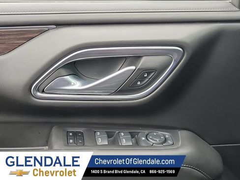 Certified 2024 Chevrolet Suburban LT AWD/4WD image 30