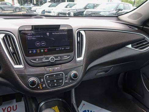 Used 2024 Chevrolet Malibu LT FWD image 29