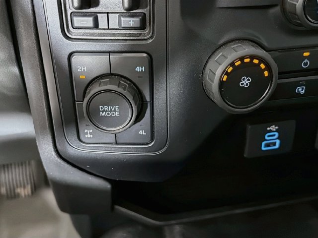 Used 2024 Ford F350 XL w/ 360-Degree Camera Package AWD/4WD image 20