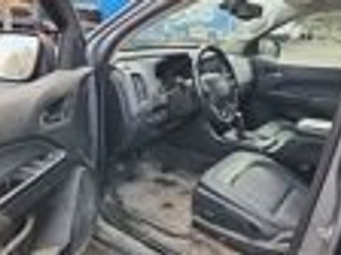 Used 2020 Chevrolet Colorado Z71 AWD/4WD image 8