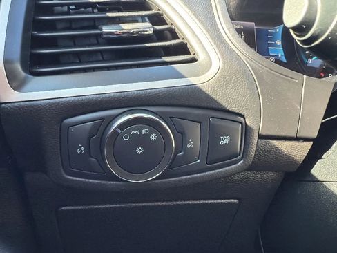Used 2022 Ford Edge SEL AWD/4WD image 15