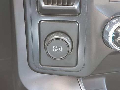 Used 2024 Ford F150 XLT w/ XLT Black Appearance Package RWD image 13