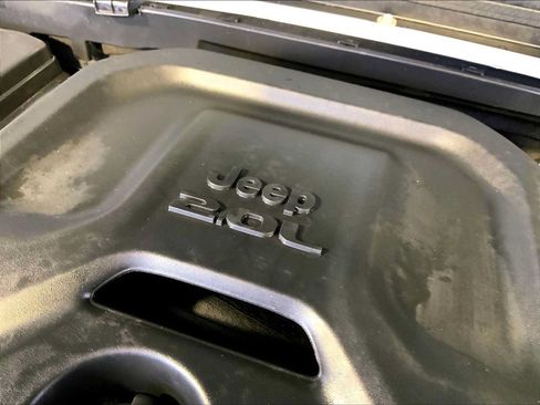 Used 2023 Jeep Wrangler Unlimited w/ Cold Weather Group AWD/4WD image 33