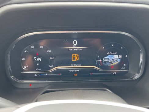 New 2024 GMC Yukon SLT w/ SLT Luxury Package image 20