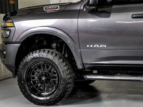 Used 2025 RAM 2500 Big Horn AWD/4WD image 13