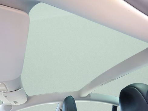 Used 2019 Tesla Model 3 Standard Range Plus RWD image 16