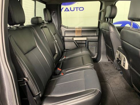 Used 2020 Ford F150 Lariat w/ Equipment Group 502A Luxury AWD/4WD image 38