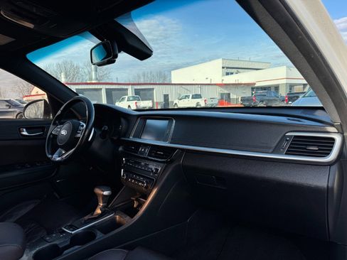 Used 2019 Kia Optima SX image 19
