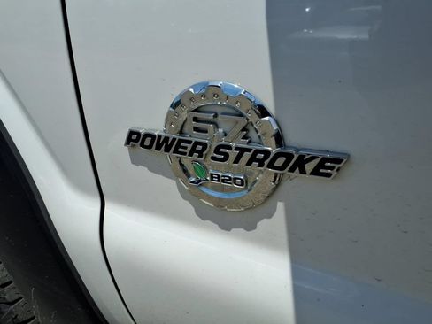 Used 2016 Ford F350 Lariat w/ Chrome Package AWD/4WD image 14
