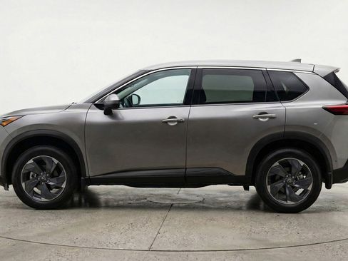 Used 2025 Nissan Rogue SV FWD image 4
