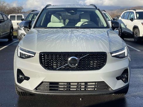 New 2026 Volvo XC40 B5 Plus w/ Protection Package Premier image 23