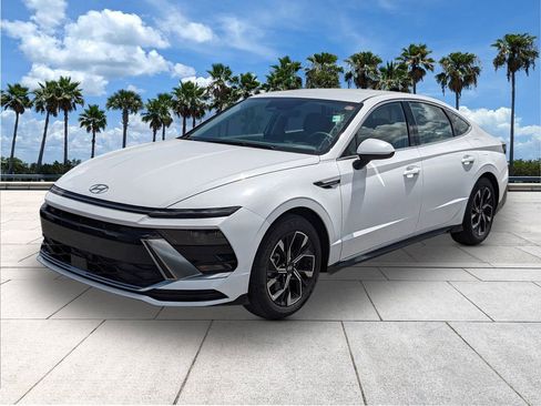 Used 2025 Hyundai Sonata SEL image 3