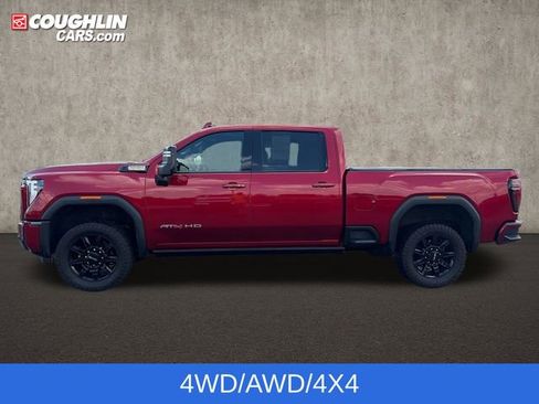 Used 2024 GMC Sierra 2500 AT4 w/ AT4 Premium Plus Package AWD/4WD image 5