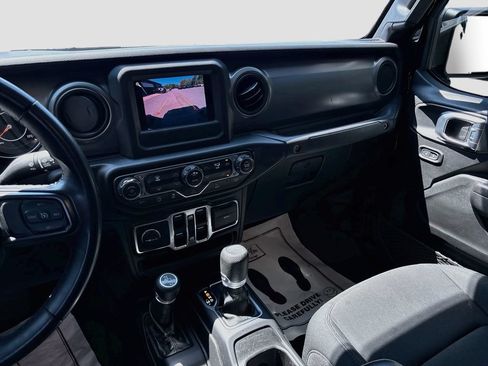 Used 2022 Jeep Gladiator Sport AWD/4WD image 21