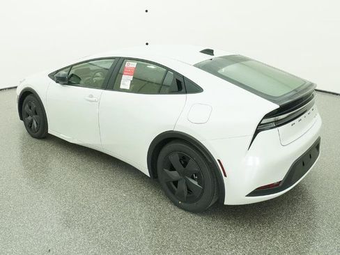 New 2026 Toyota Prius Plug-In Hybrid FWD image 49