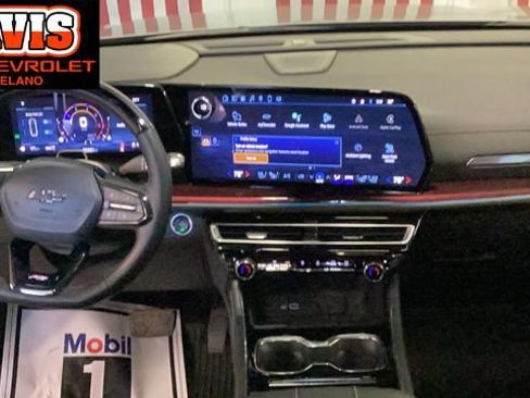 Used 2024 Chevrolet Traverse RS w/ LPO, Floor Liner Package AWD/4WD image 17
