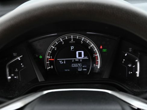 Used 2017 Honda CR-V LX image 14