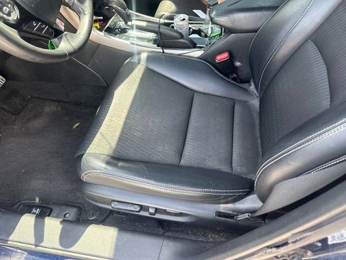 Used 2017 Honda Accord Sport image 16