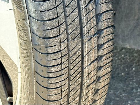 Used 2017 BMW i3 w/ Range Extender image 38