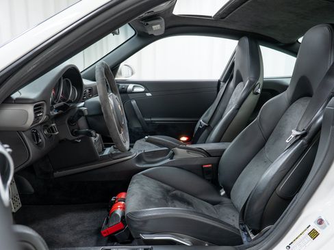Used 2007 Porsche 911 GT3 RWD image 20