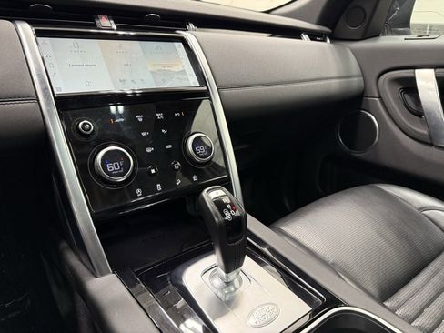 Used 2021 Land Rover Discovery Sport S image 24