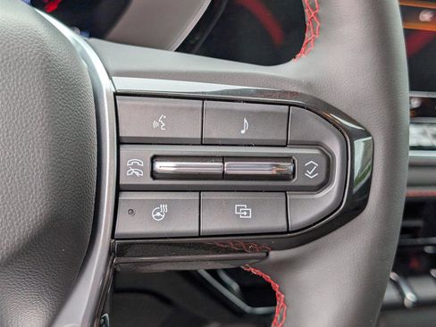 New 2025 Chevrolet Colorado Z71 w/ Technology Package image 17