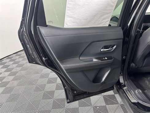 New 2025 Nissan Kicks SR w/ Illumination Package image 16