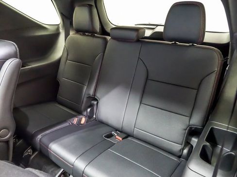 New 2026 Chevrolet Traverse RS w/ LPO, Floor Liner Package image 12