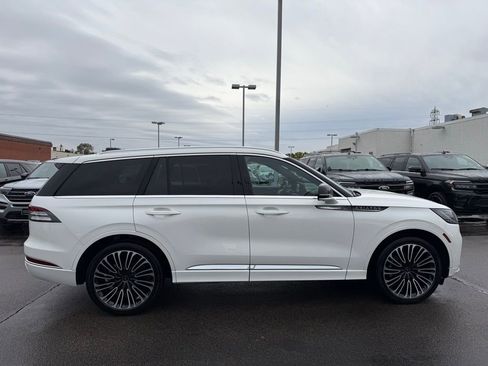 New 2025 Lincoln Aviator Black Label image 1